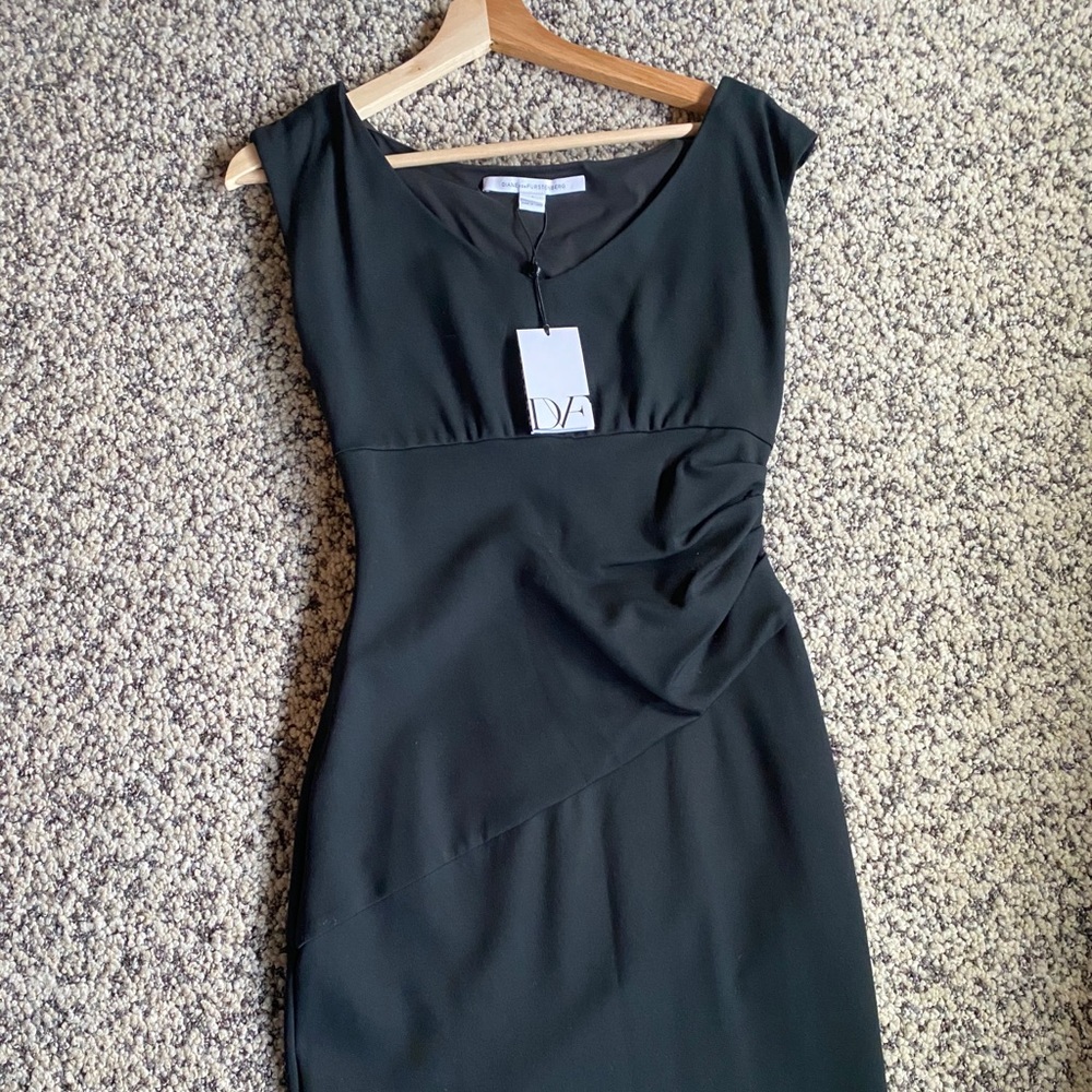 DVF black dress - slim fit
